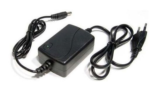 [RESIGILAT] Alimentator camera supraveghere 12V 1A in comutatie, AT 12V1A-R