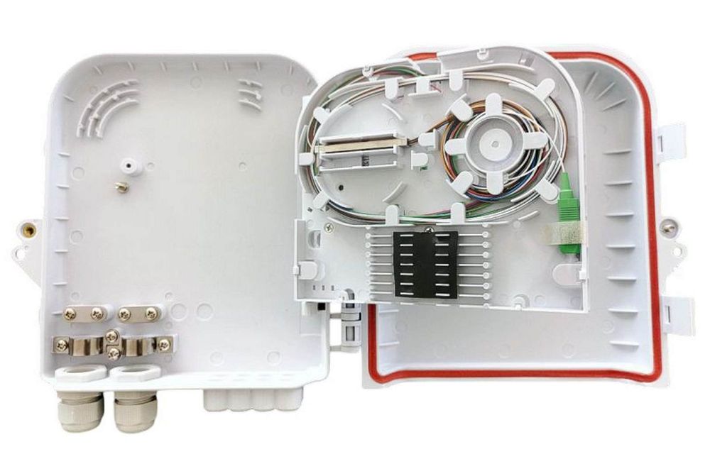 Cutie jonctiuni optice FTTH, montaj perete/stalp, 8 adaptori SC/APC, Braun Group FDB-208A-PLC