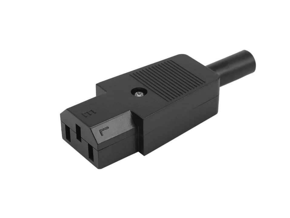 Mufa IEC C13 mama, pentru alimentare calculatoare, monitoare, echipamente IT, 250VAC, 10-15A, IEC-60320-C13