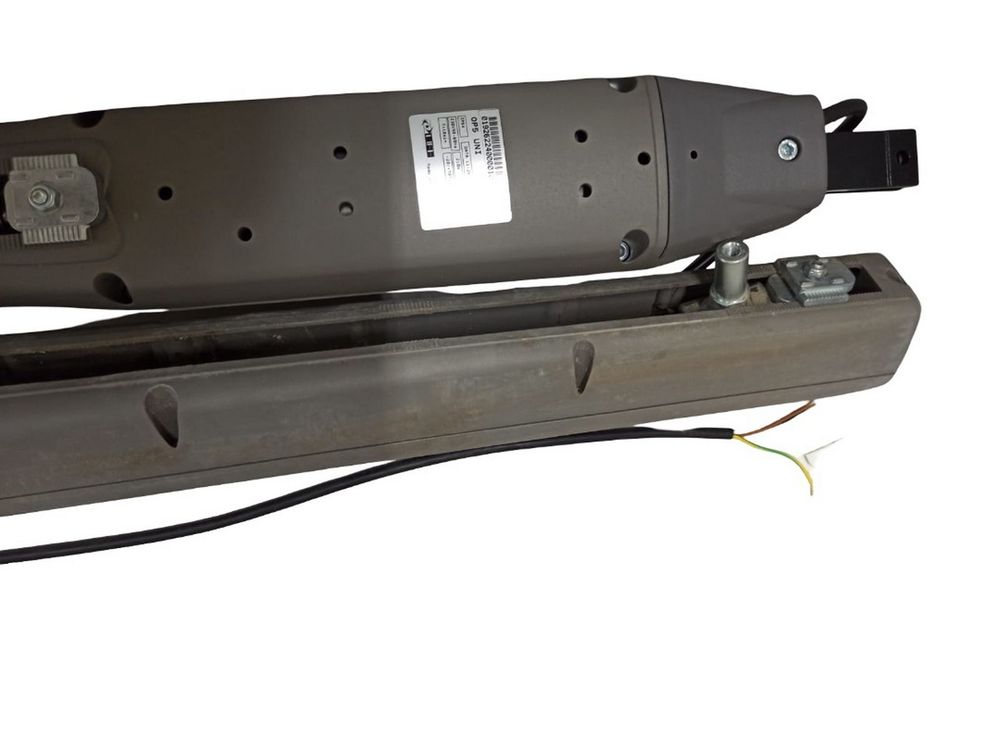 [RESIGILAT] Kit automatizare poarta batanta 2x5 metri Life Optimo5-R1
