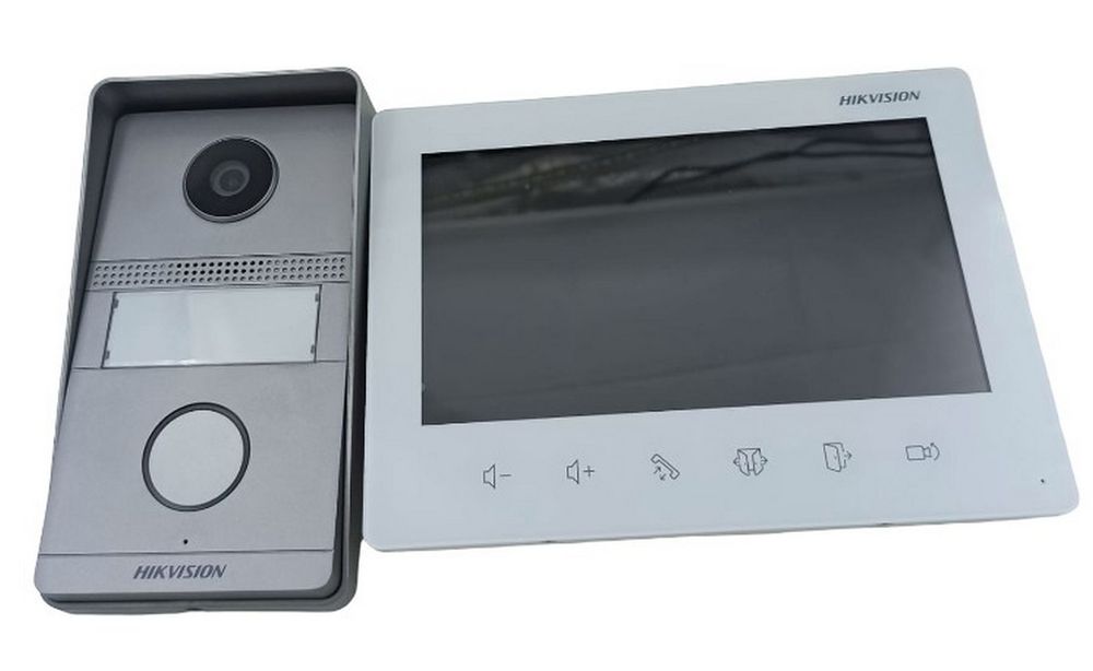 [RESIGILAT] Kit videointerfon Hikvision, 2 fire, montaj aplicat, DS-KIS101-P/S-R1