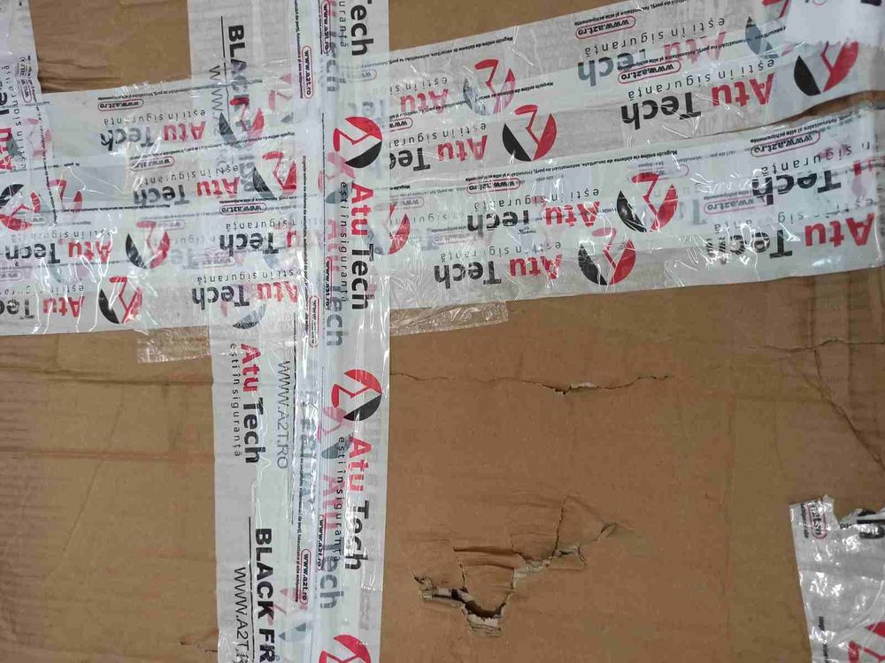 [RESIGILAT] Rack 9U de perete, 600x600, yala cu cheie, usa de sticla securizata, Safer SAF-WMA-6609-R2