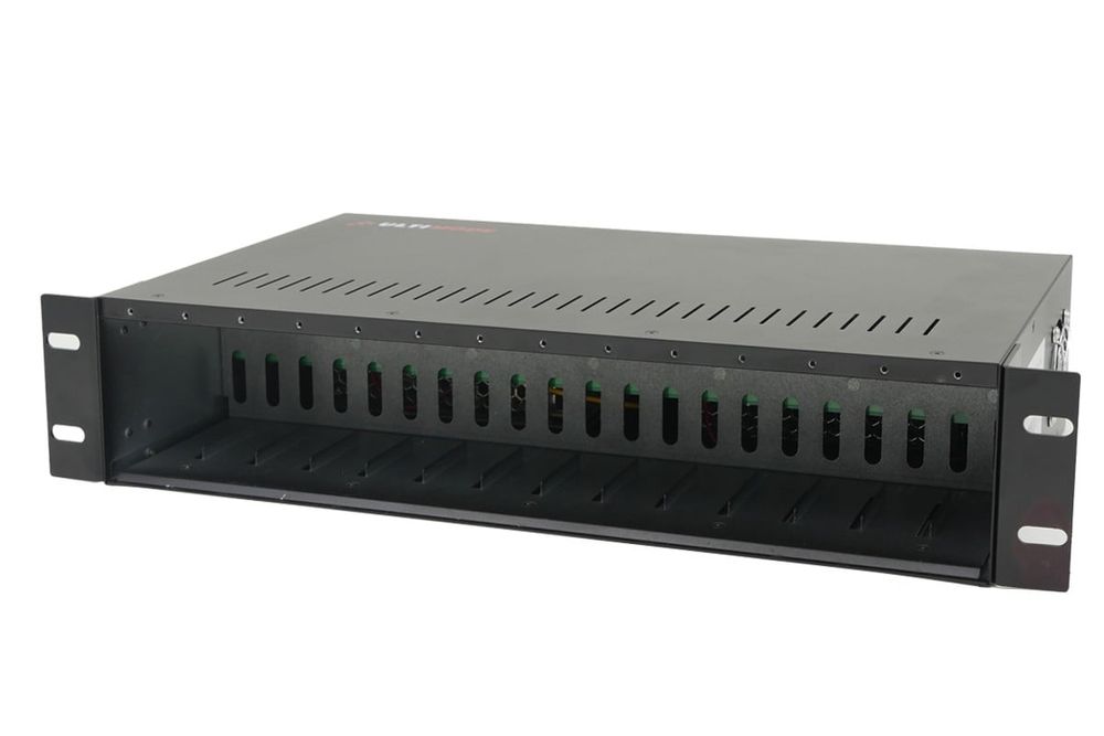 Carcasa rackabila pentru max 14 mediaconvertoare 2U, OM-14