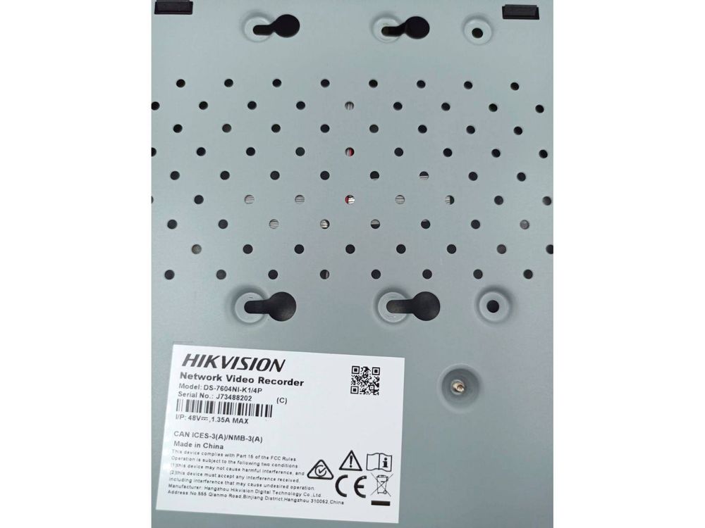 [RESIGILAT] NVR 4 canale, pana la 8MP 4K, bandwidth 40Mbps, Detectare miscare, PoE, 1 port SATA pentru HDD, DS-7604NI-K1/4P/C-R1 Hikvision