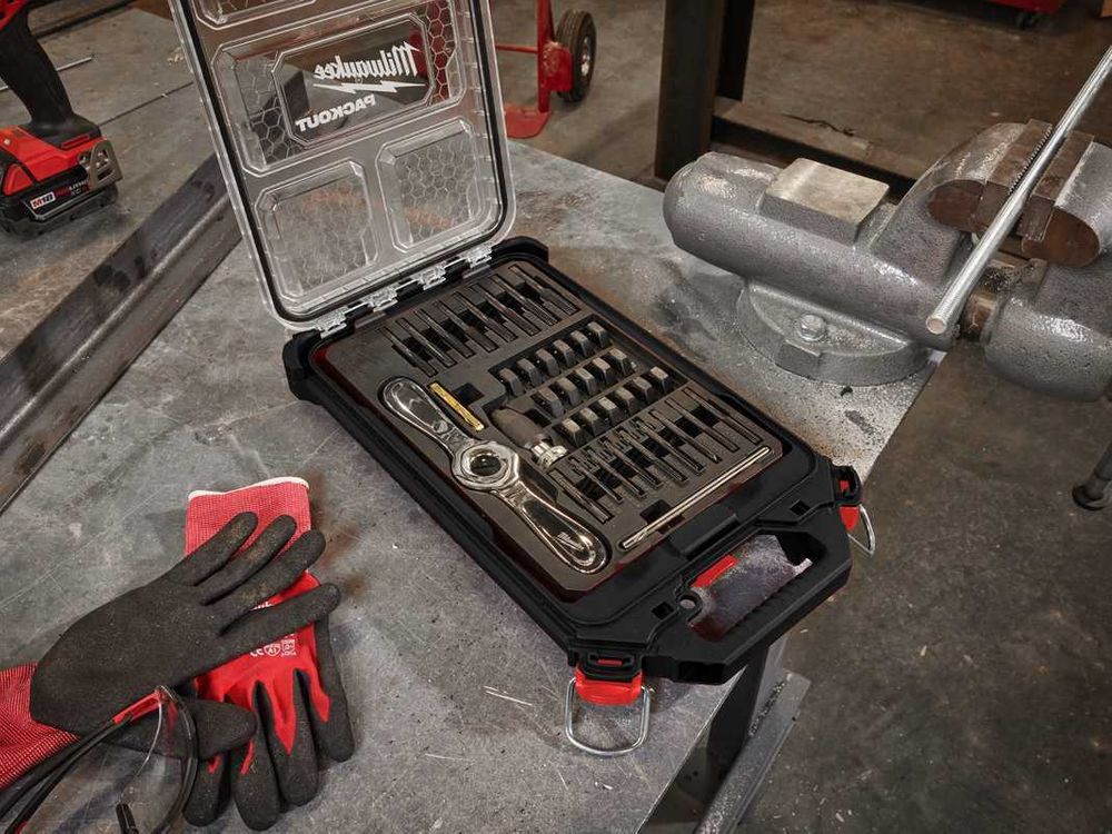 Set filiere si tarozi Milwaukee W/HEX-LOK, maner 2 in 1, 38 bucati