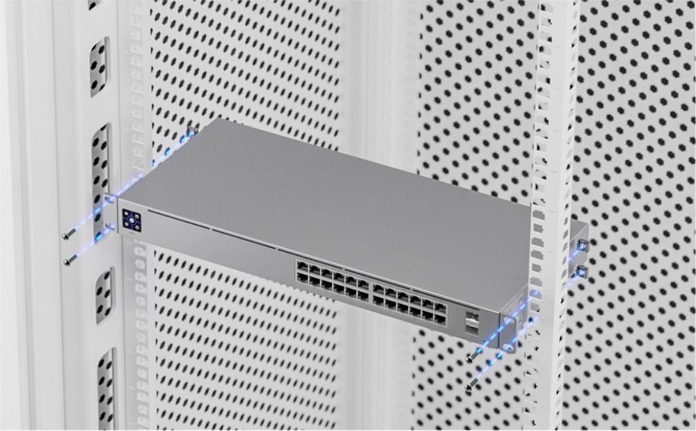 Switch Ubiquiti UniFi, 24 porturi Gigabit, 2 SFP, Layer 2, managed