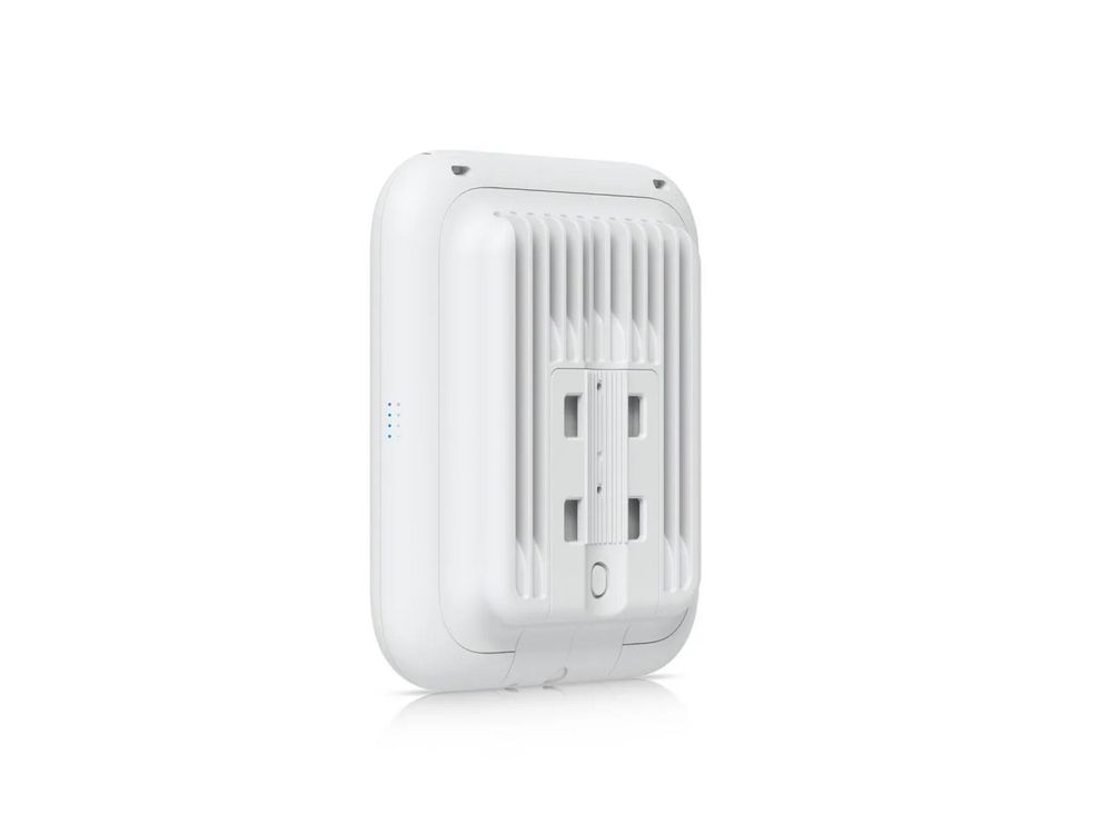 Acces point Ubiquiti U7-OUTDOOR, Wi-Fi 7, 2.4 GHz si 5 GHz, PoE+