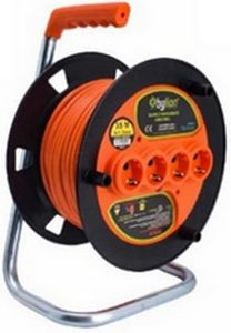 Derulator cu cablu 3 x 1,5 CUPRU, 20ML, 4-PRIZE SCHUKO cu siguranta termica, FS-MK2015