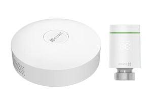 Kit termostat Smart Ezviz, 1 robinet cu senzor temperatura Zigbee, Gateway Wi-Fi, control din aplicatie, CS-T55-A3