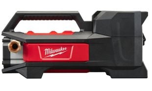 Pompa de transfer compacta Milwaukee M18, 1817 l/h, 5.5 m aspiratie, 23 m pompare, REDLINK, 3.4 kg, 4933471494