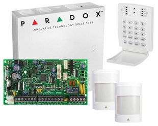 Sistem de alarma 2 zone Paradox SP4000 cu tastatura LED si 2 detectori PIR, SP4000+K10+2XPRO476