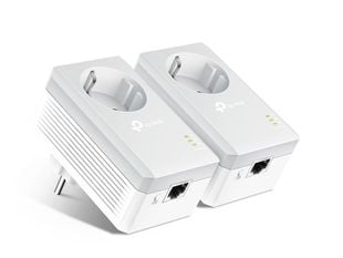 Kit transmisie internet prin reteaua electrica TP-Link PowerLine TL-PA4010PKIT AV500, Pana la 500 Mbps, 300m, Plug and play, AC Pass Trough