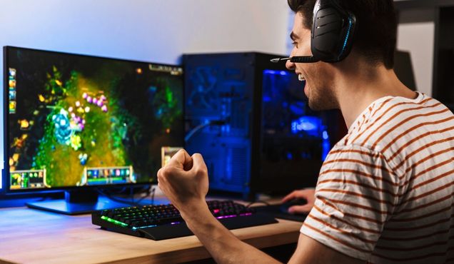 Monitor gaming 144Hz pentru jocuri competitive