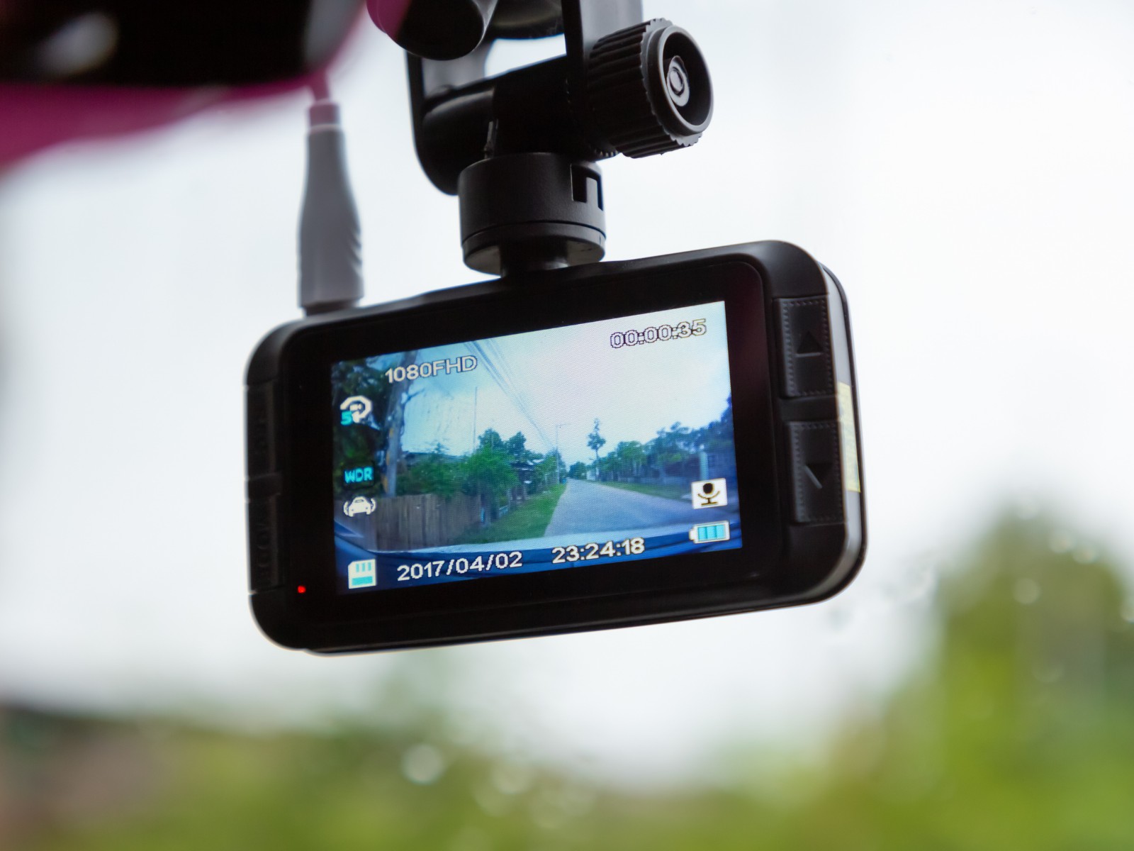 Tip de camera de bord fata si spate si 360