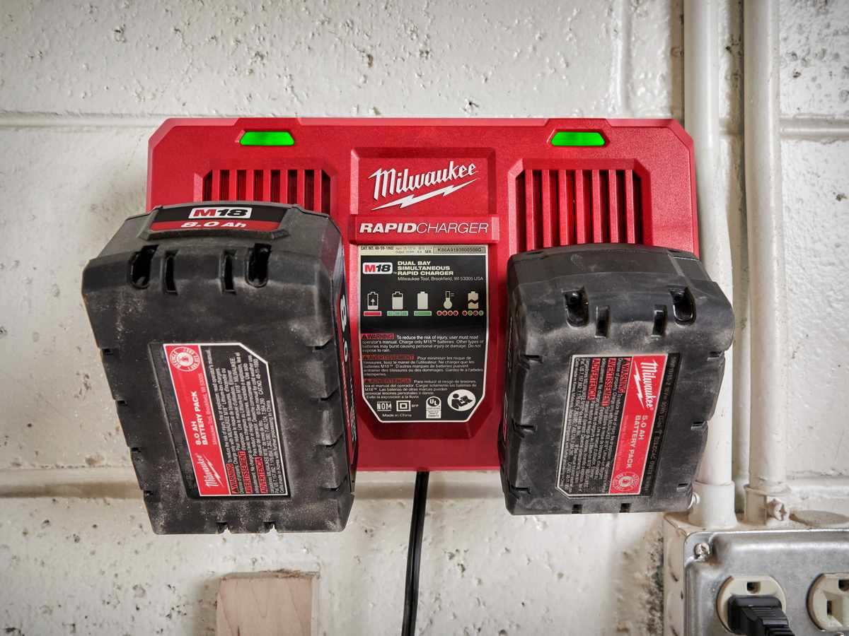 incarcator dual milwaukee