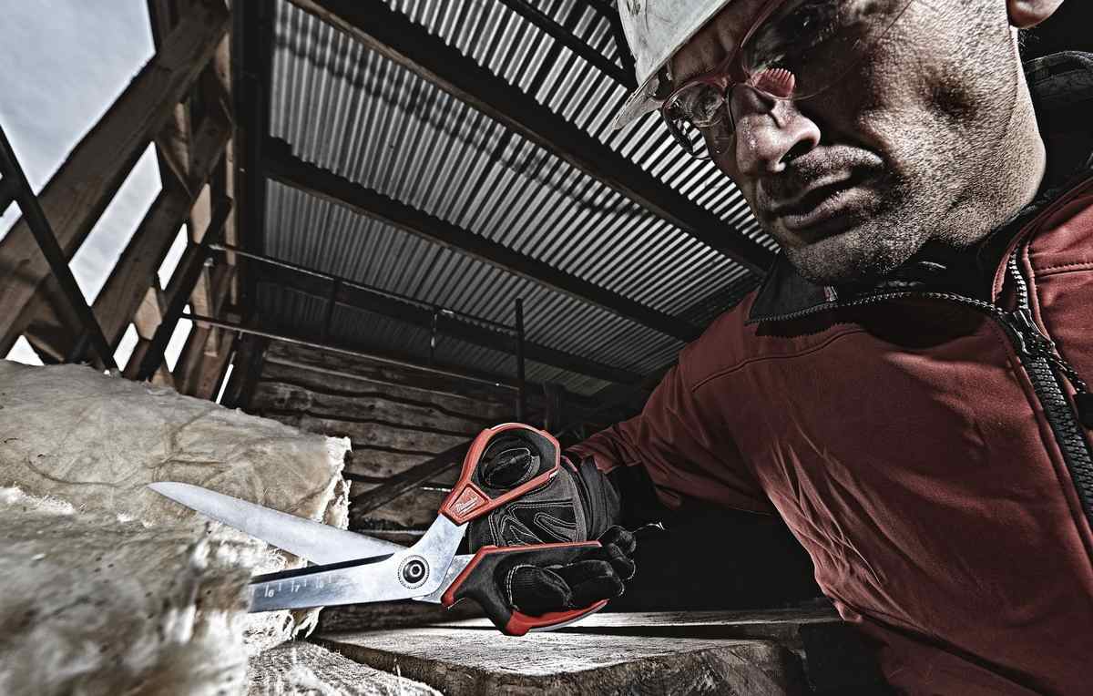foarfeca Milwaukee 4932479409