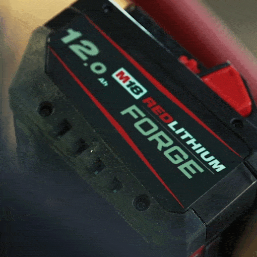 acumulator M18