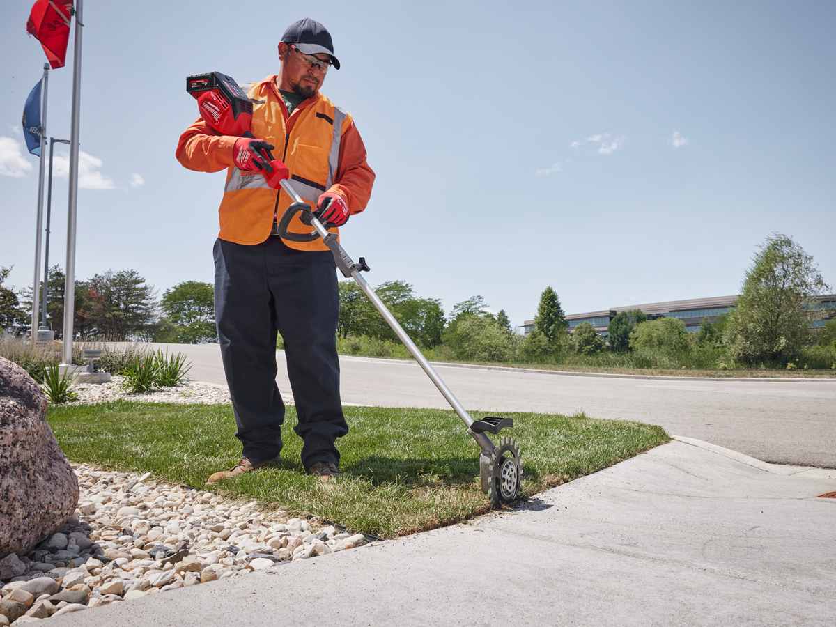 Atasament taiere iarba Milwaukee M18 FOPH-RA Quik-Lok, 2 lame cu rotire inversa 23cm, protectie pentru picioare, 4932492669