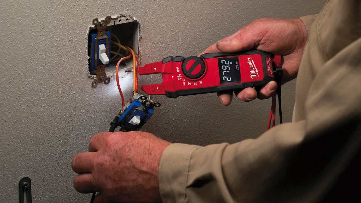 Aparat de masurat pentru electricieni Milwaukee