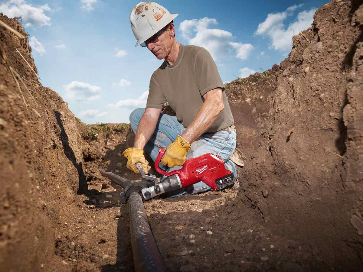 taietor hidraulic cabluri subterane Milwaukee 4933459268