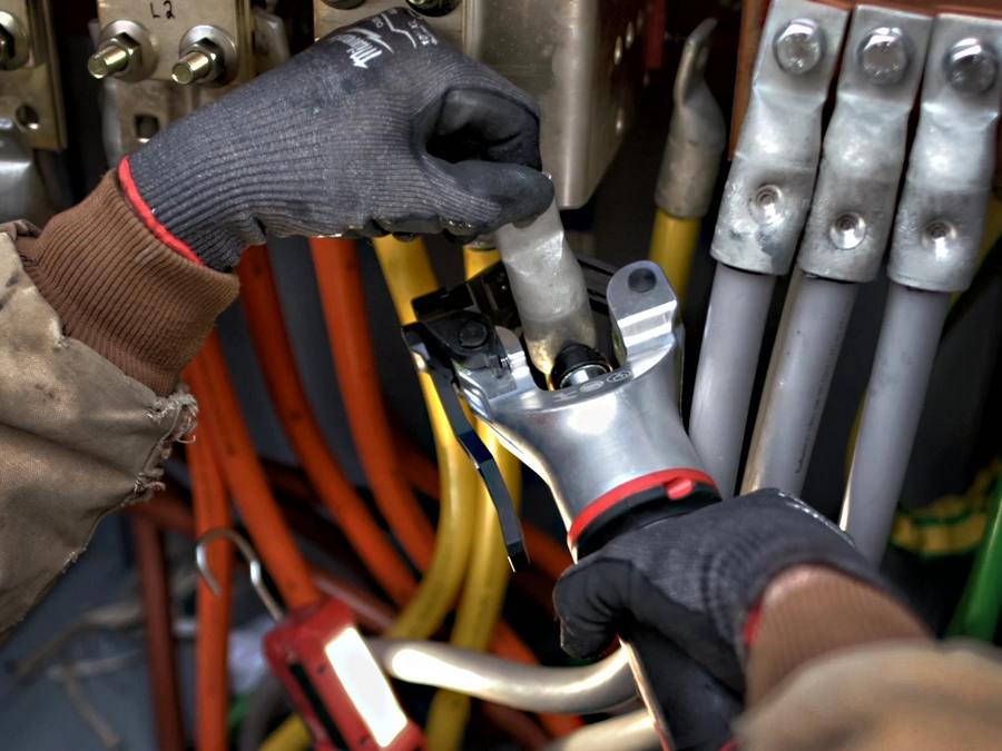 sertizor hidraulic Milwaukee  4933471950