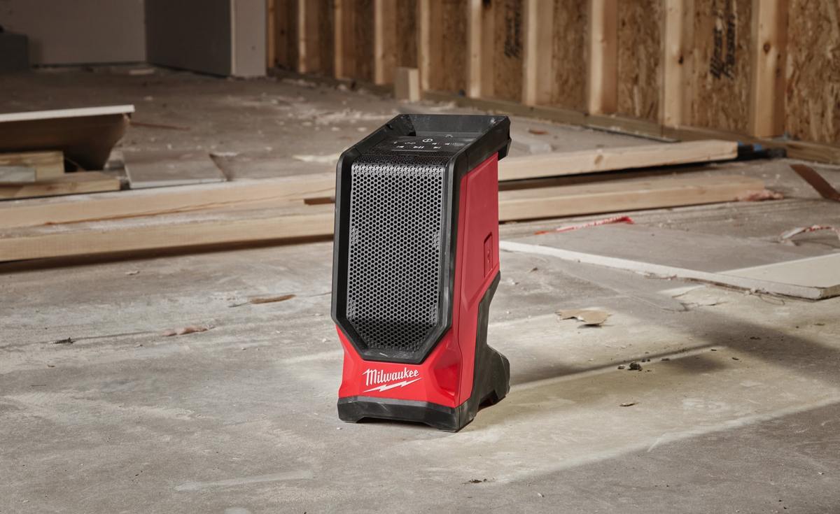 4933493530 boxa Milwaukee M18 Bluetooth