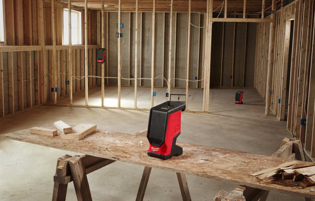 4933493530 boxa Milwaukee M18 Bluetooth