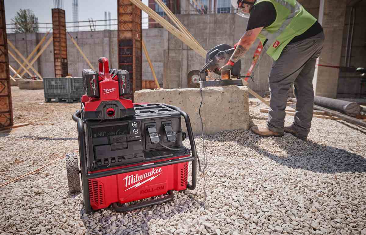 Sursa alimentare Milwaukee