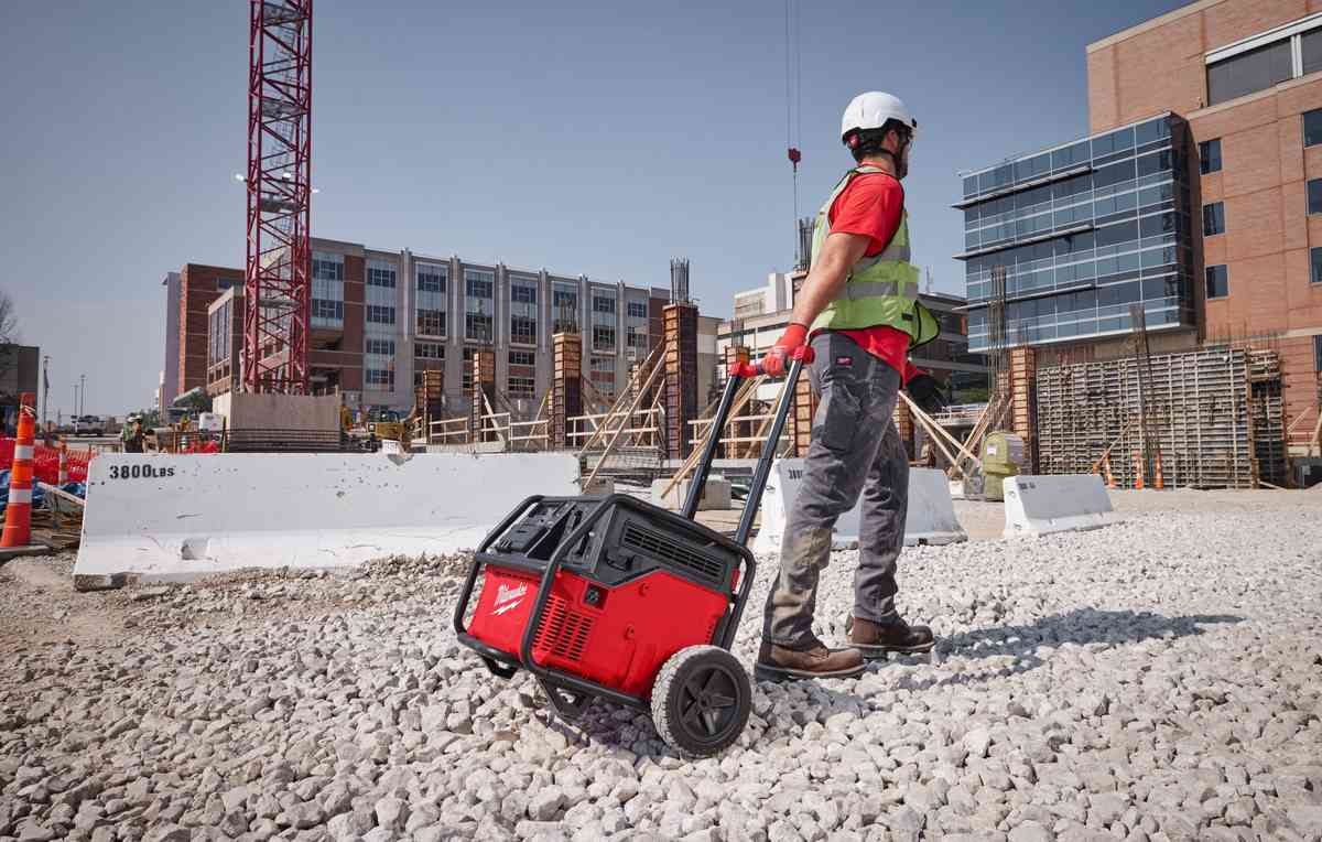 Sursa alimentare Milwaukee