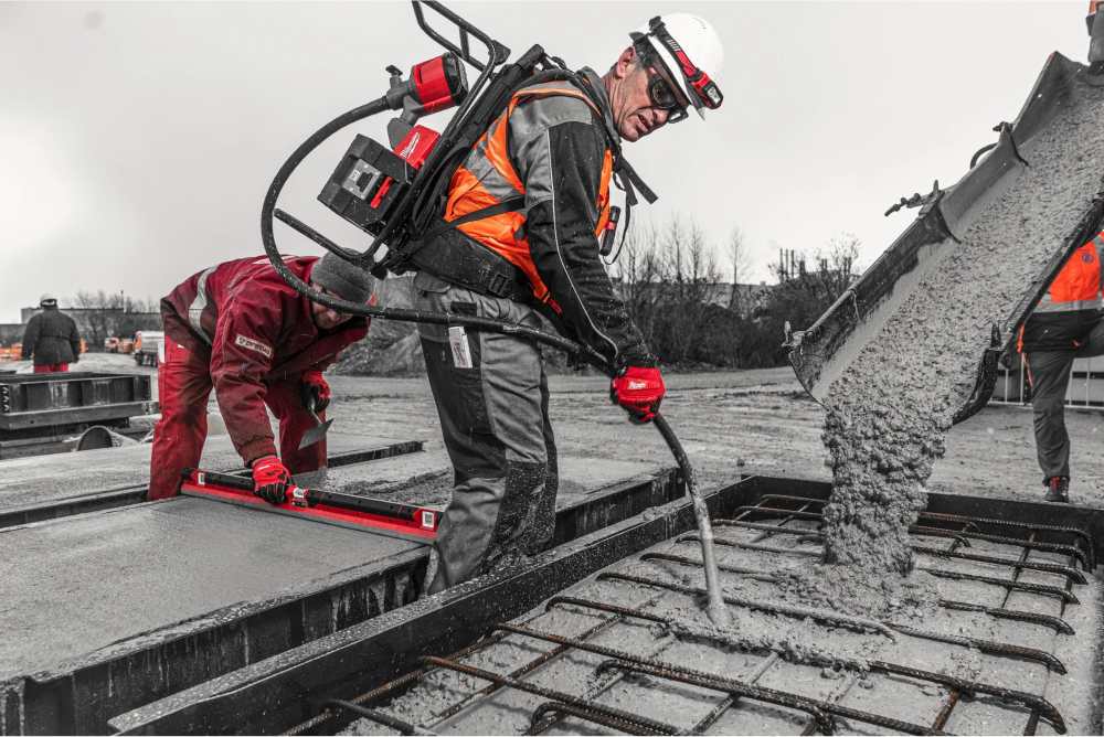 vibrator milwaukee in actiune