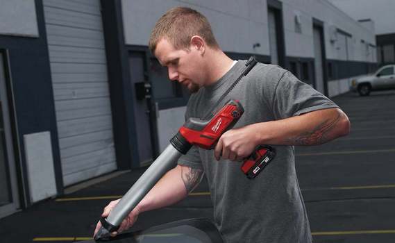 pistol pentru aplicare silicon milwaukee