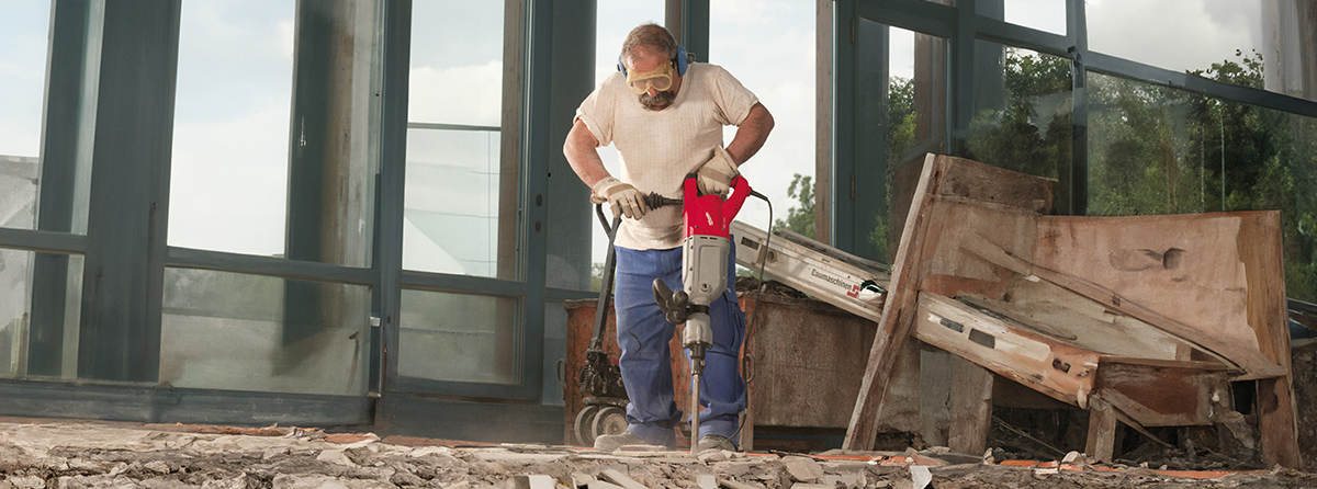 ciocan demolator milwaukee