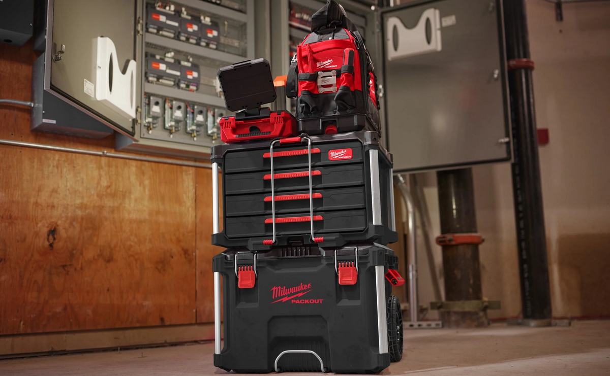 prezentare cutie packout milwaukee