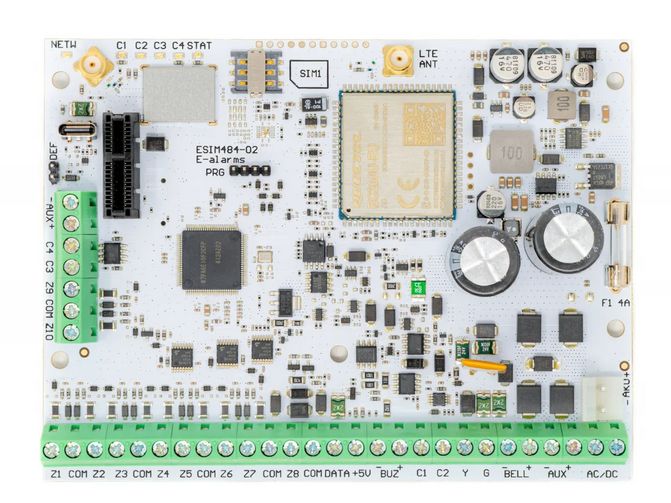 Centrala de alarma hibrida wireless/cablata Eldes ESIM484 cu LTE, GSM, Ethernet, suport Smart Home