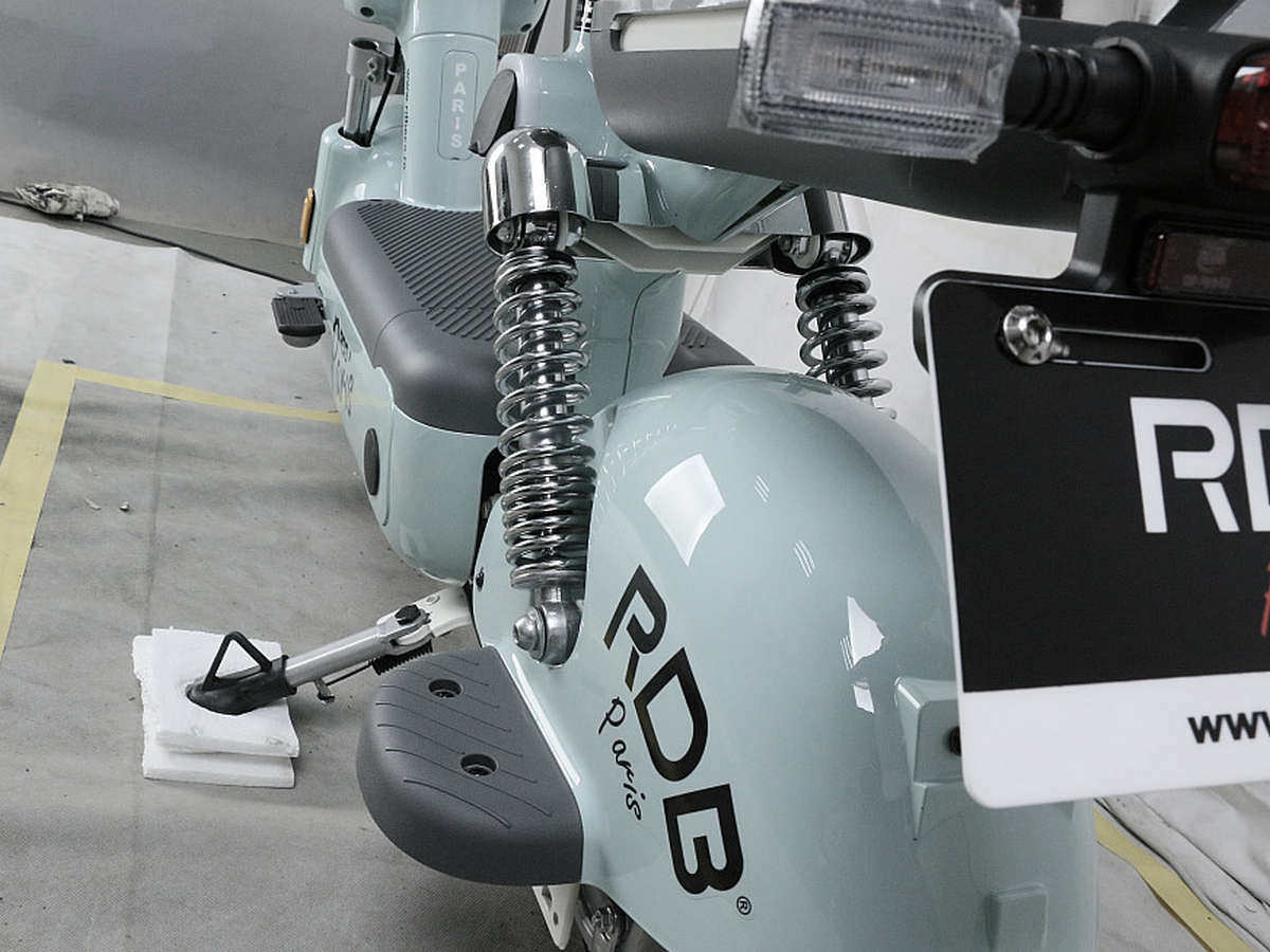 scuter electric 600W RDB Paris, fara permis, baterie VRLA GEL