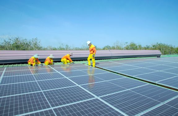 Alegerea unui panou fotovoltatic depinde de consumul de energie al proprietatii.