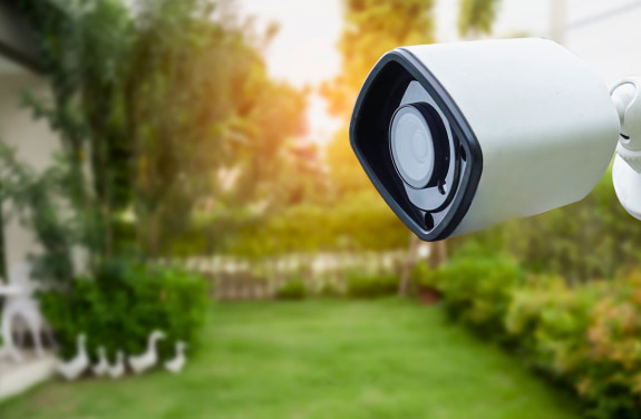 Avantajele unei camere de supraveghere cu lentila varifocala.