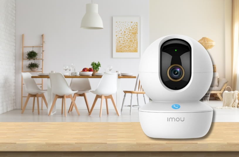 Camera IP cu alarma incorporata. 
