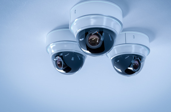 Camere de supraveghere interior cu rezolutie Full HD si microfon.