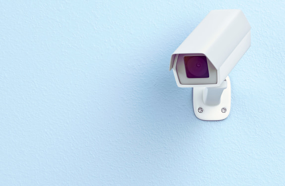 Kit camere supraveghere exterior cu microfon.