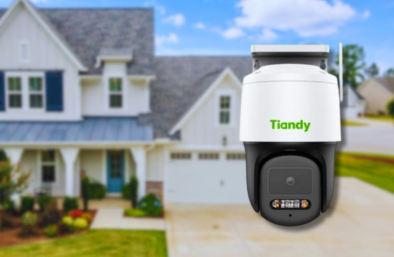 Camera IP wireless pentru transmitere imagini prin Wi-Fi.