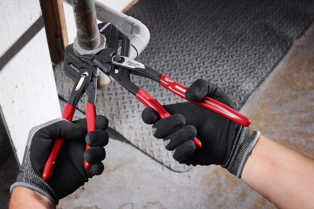cleste Milwaukee cu design ergonomic