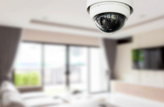 Camere de supraveghere IP interior pentru supraveghere eficienta a locuintei.
