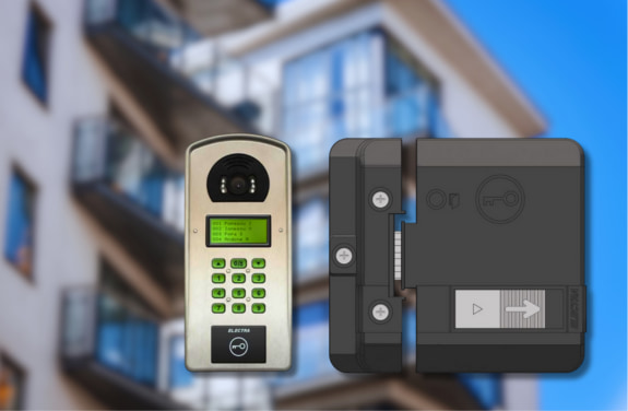 Un kit de interfonie bloc pentru acces facil cu card sau cod.