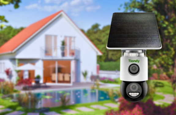 Camera 4G cu panou solar pentru supraveghere.