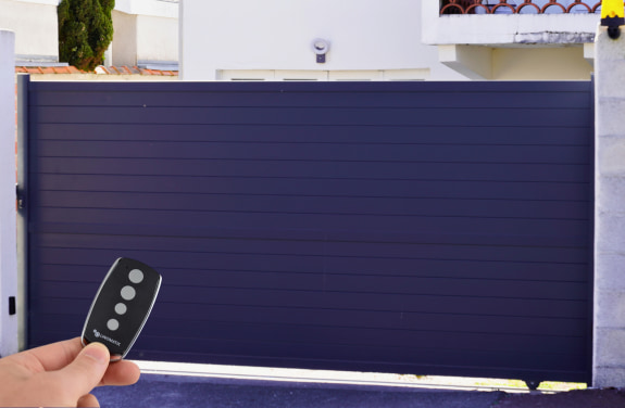 Automatizare poarta culisanta pentru utilizare zilnica.