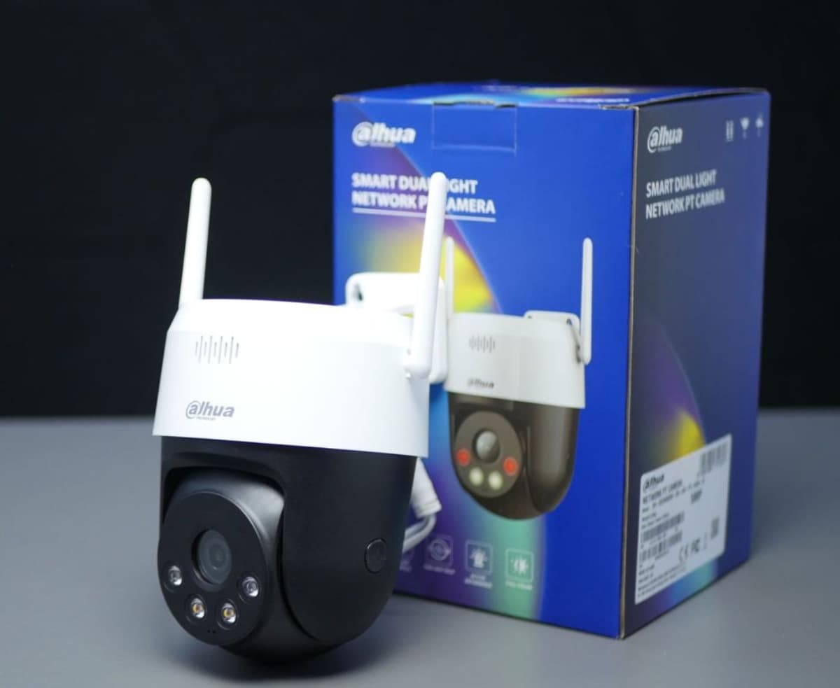 Kit camere supraveghere exterior profesional.