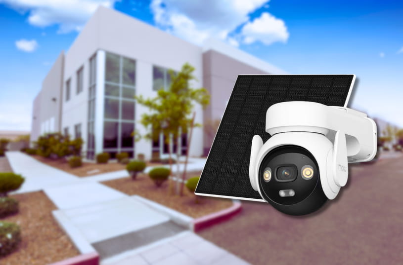 Camera cu panou solar poate trimite alerte pe telefon la detectarea de miscare?