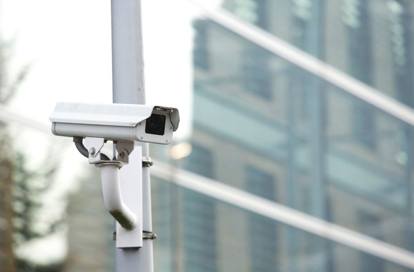 Ce camera de supraveghere este mai potrivita pentru exterior?