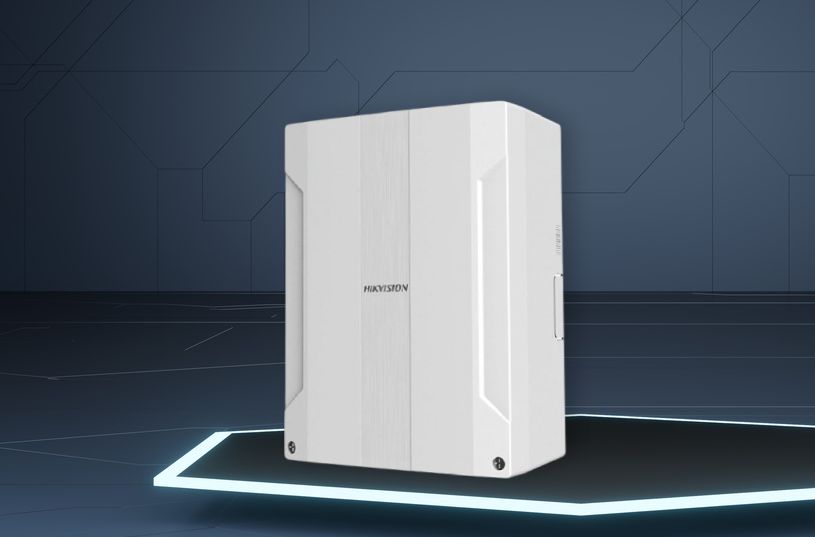 Centrala de alarma hibrida: Siguranta dubla cu tehnologie cablata si wireless